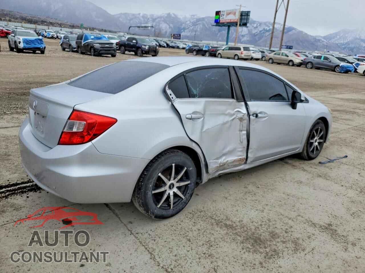 HONDA CIVIC 2012 - 2HGFB2F53CH565783
