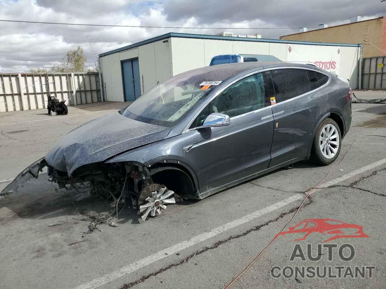 TESLA MODEL X 2017 - 5YJXCDE24HF044720