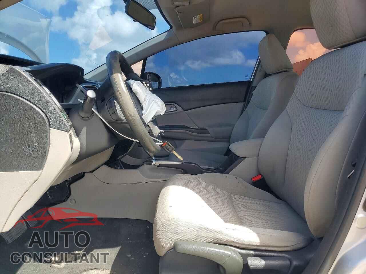 HONDA CIVIC 2014 - 19XFB2F57EE038259
