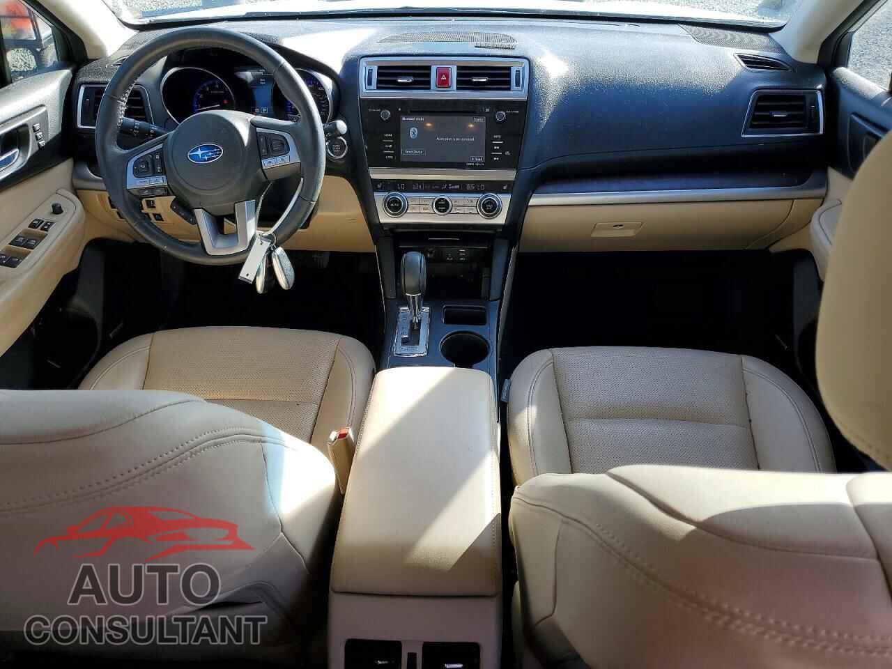 SUBARU OUTBACK 2017 - 4S4BSENC7H3238954