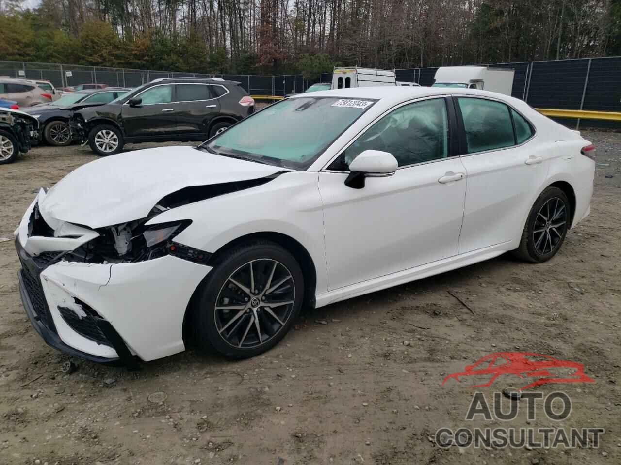 TOYOTA CAMRY 2022 - 4T1G11AK2NU684028