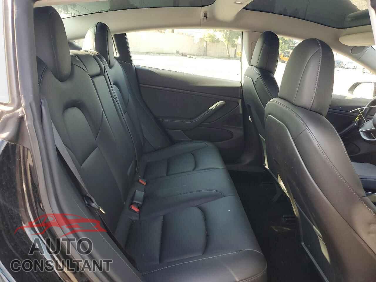 TESLA MODEL 3 2019 - 5YJ3E1EA3KF316745