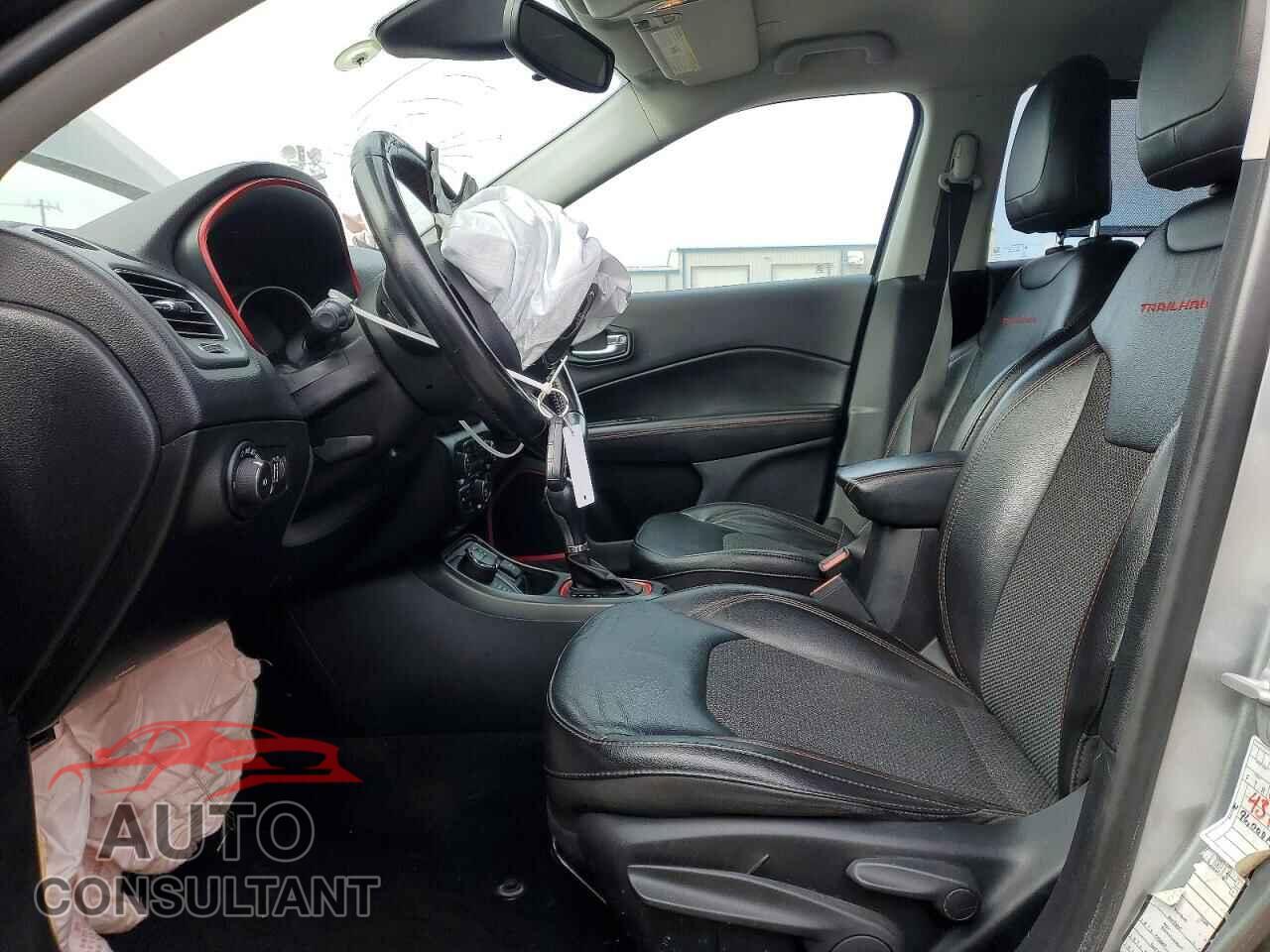 JEEP COMPASS 2020 - 3C4NJDDB1LT189464