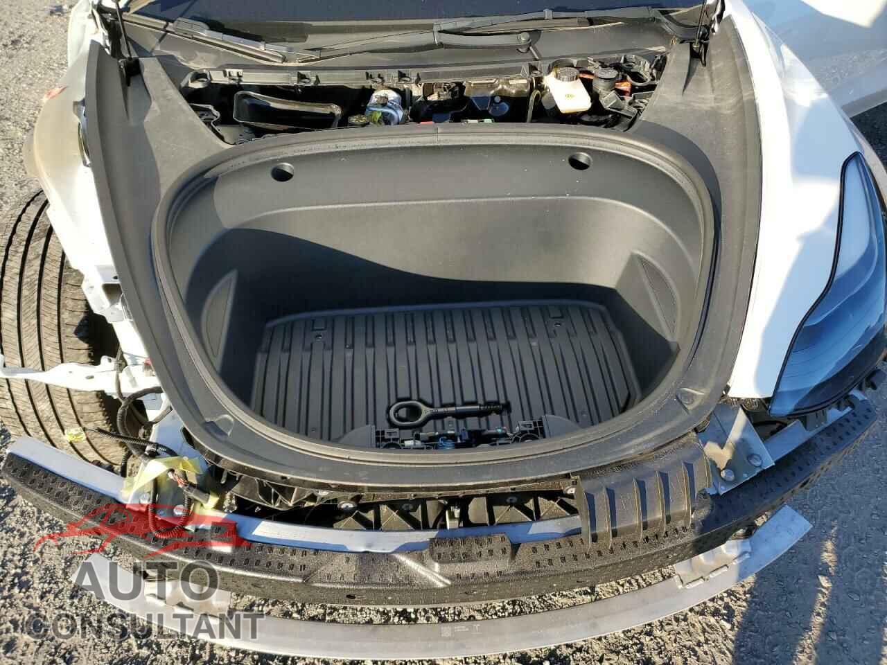 TESLA MODEL 3 2023 - 5YJ3E1EA0PF489601