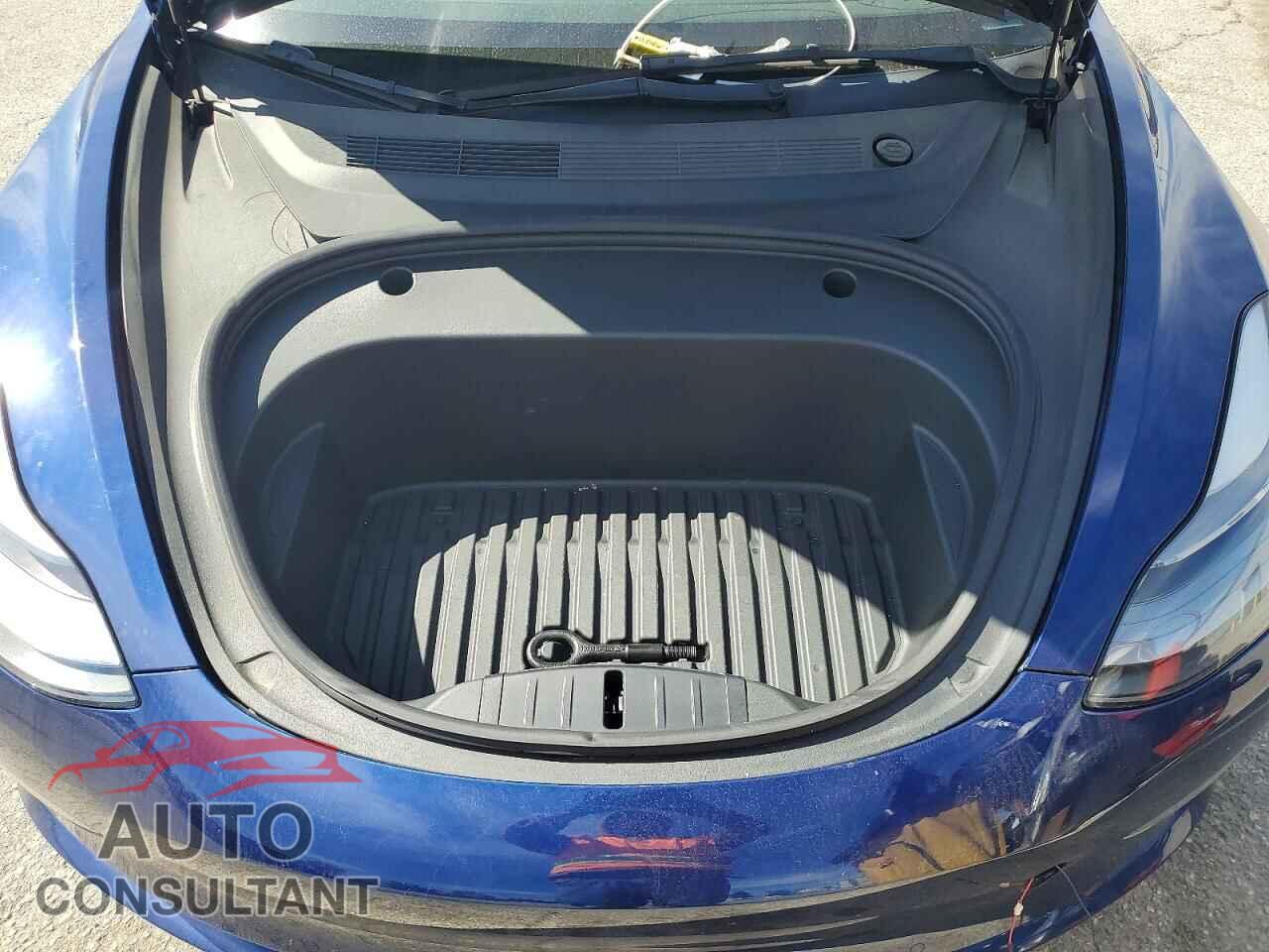 TESLA MODEL 3 2021 - 5YJ3E1EA4MF096583