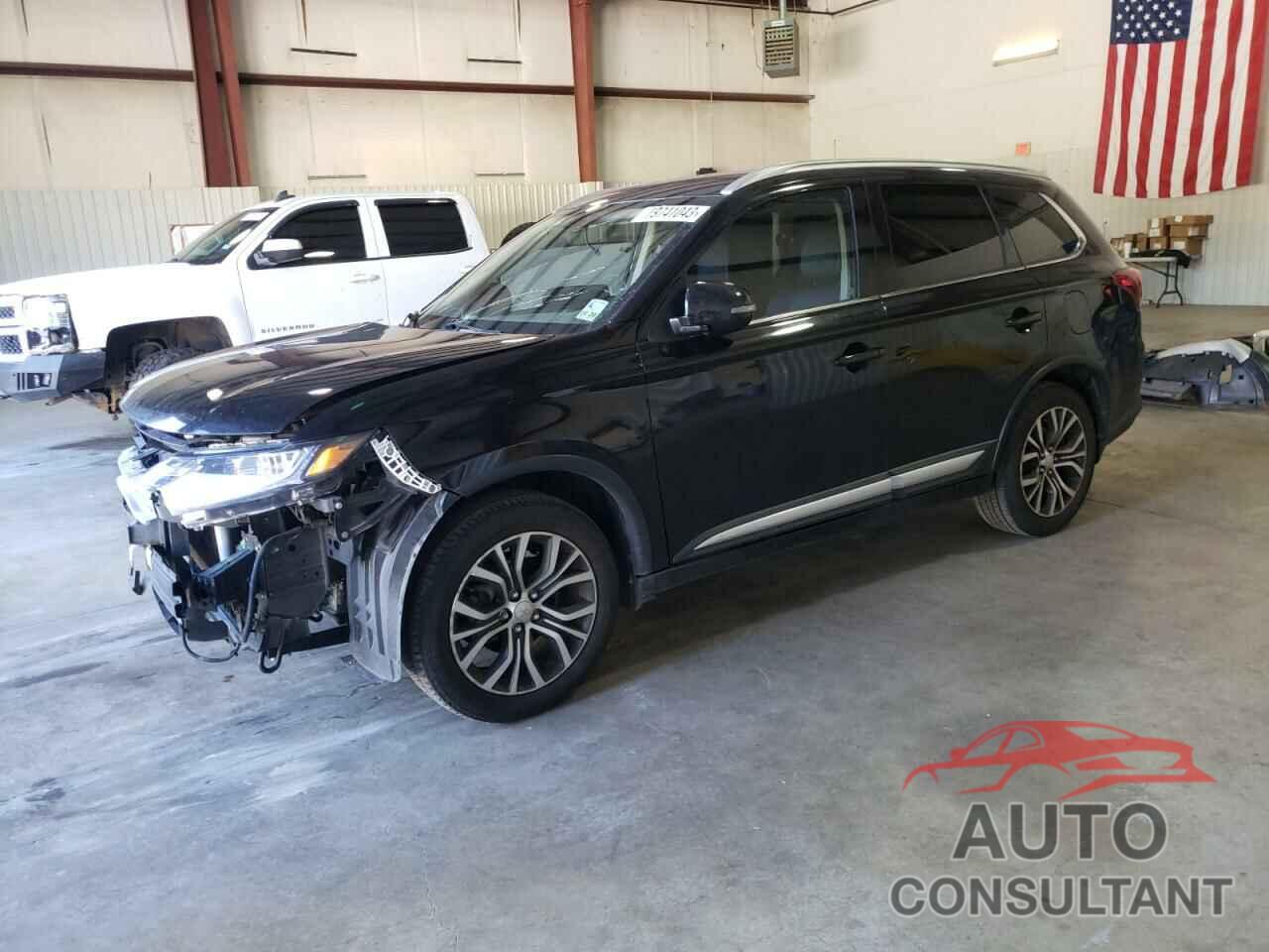 MITSUBISHI OUTLANDER 2018 - JA4AZ3A39JJ005675