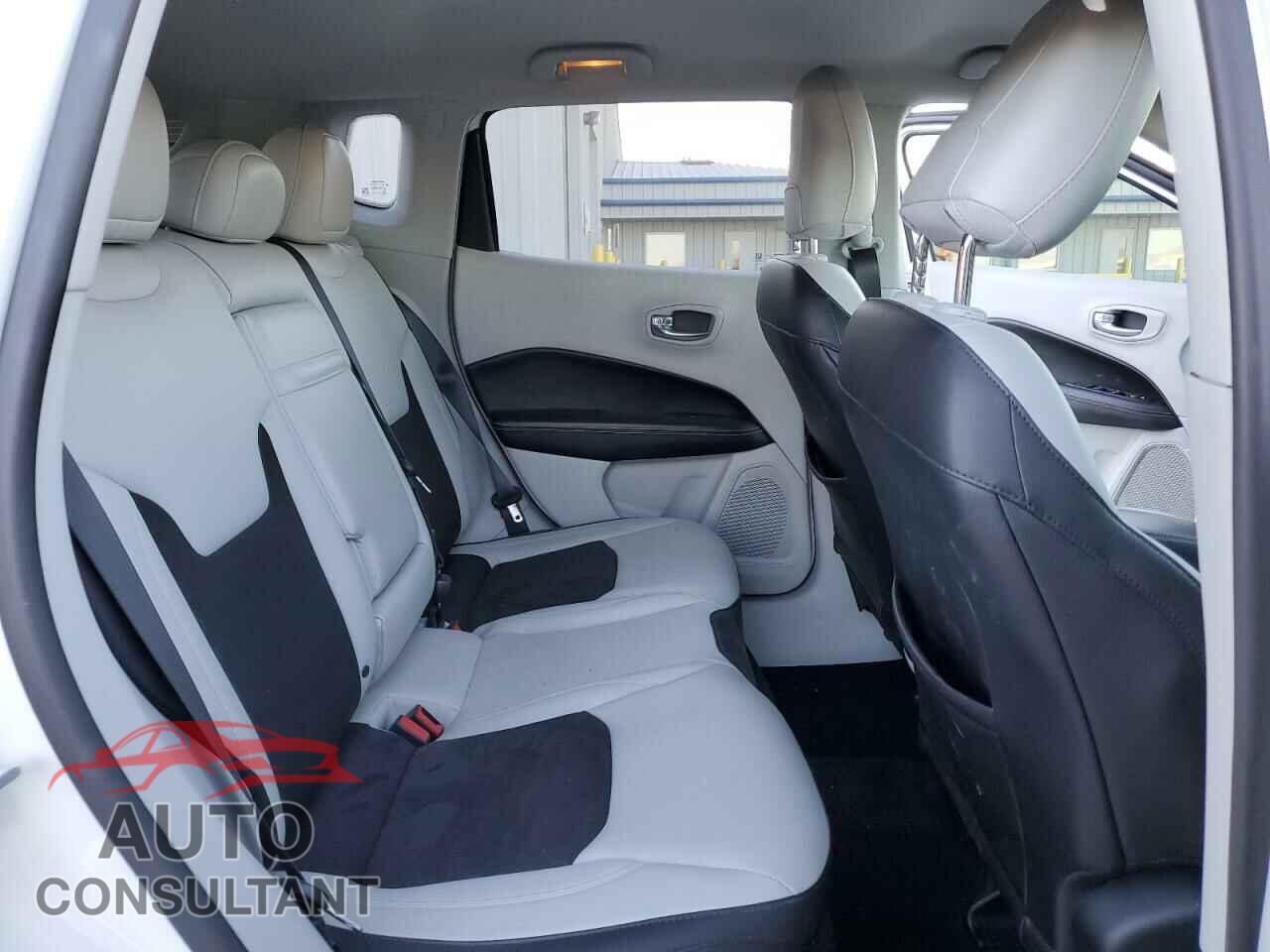 JEEP COMPASS 2017 - 3C4NJCBB5HT643249
