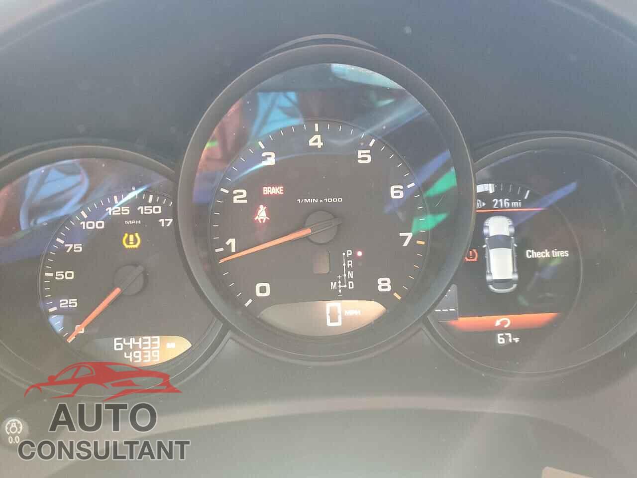 PORSCHE MACAN 2018 - WP1AA2A52JLB21862