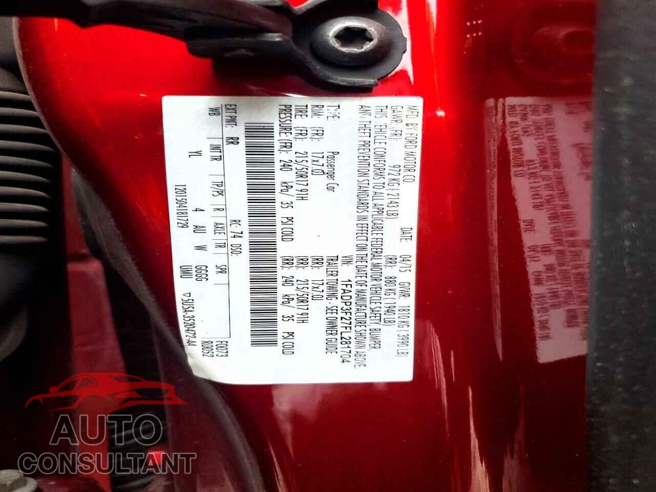 FORD FOCUS 2015 - 1FADP3F27FL281704