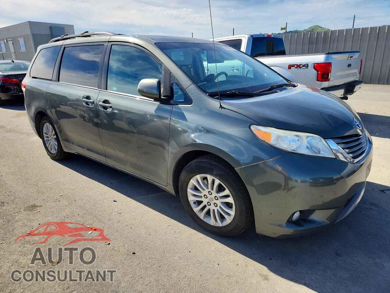 TOYOTA SIENNA 2013 - 5TDYK3DC8DS321709