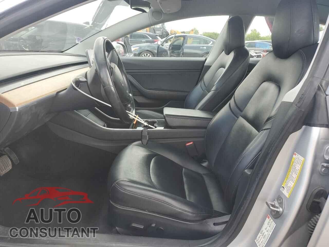 TESLA MODEL 3 2018 - 5YJ3E1EA2JF011610