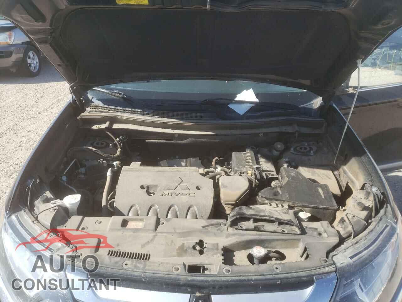 MITSUBISHI OUTLANDER 2017 - JA4AD3A33HZ019257
