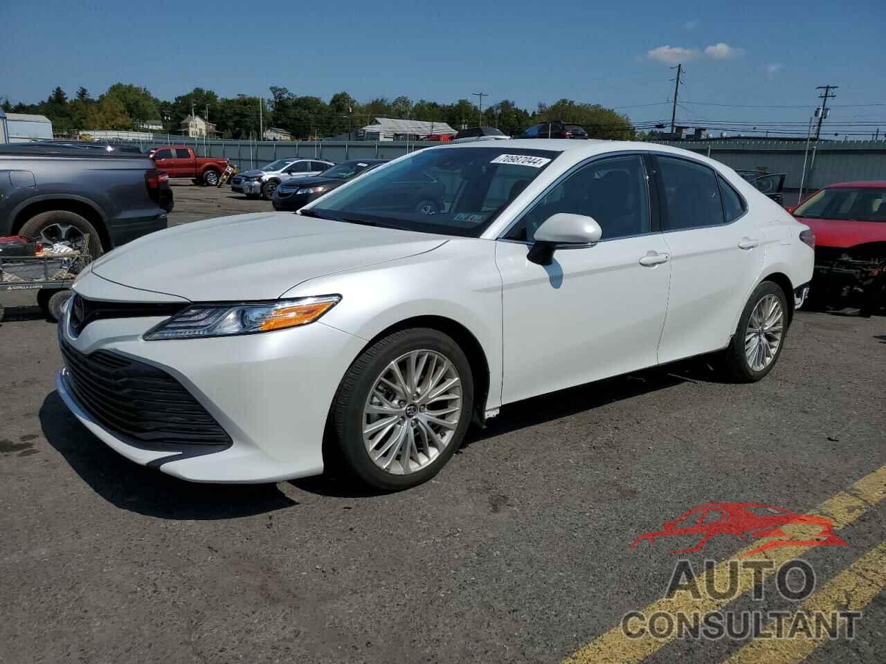 TOYOTA CAMRY 2019 - 4T1B11HK7KU797369