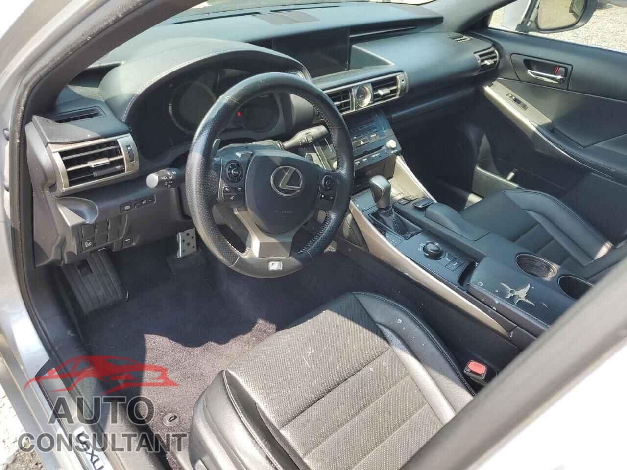 LEXUS IS 2014 - JTHCE1D22E5000980