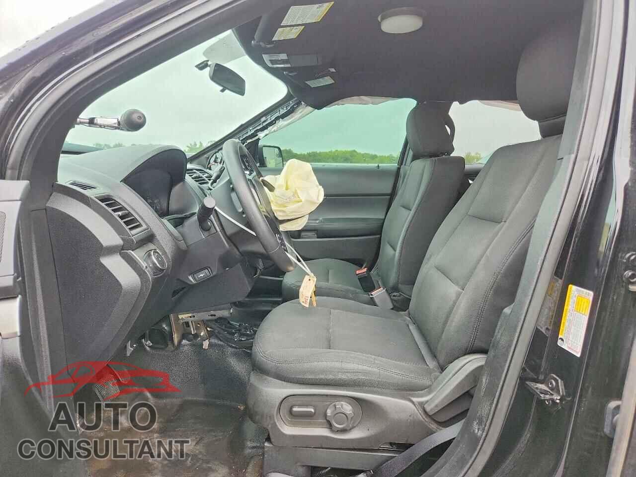 FORD EXPLORER 2017 - 1FM5K8AR1HGC35159