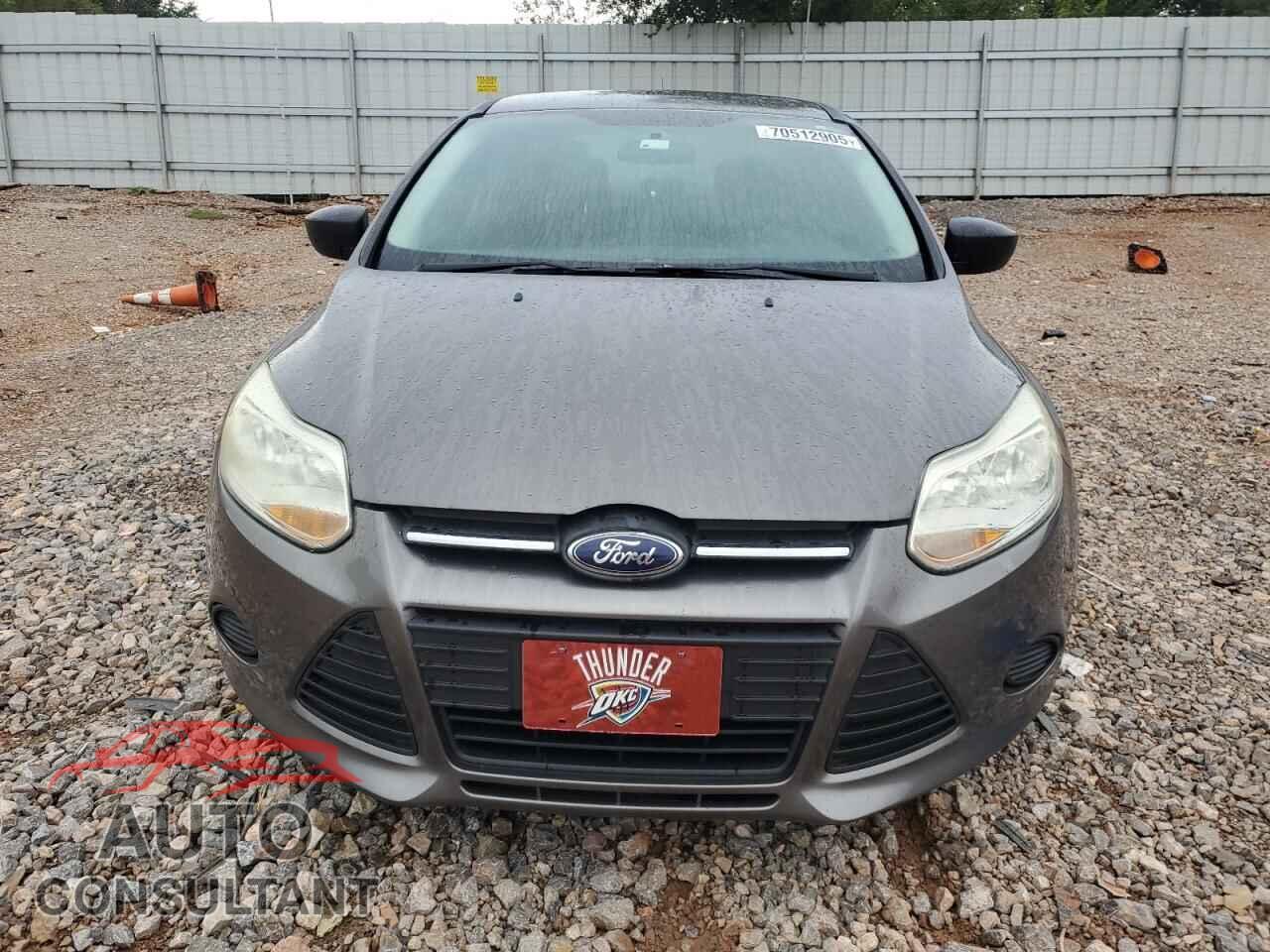 FORD FOCUS 2013 - 1FADP3E22DL123401