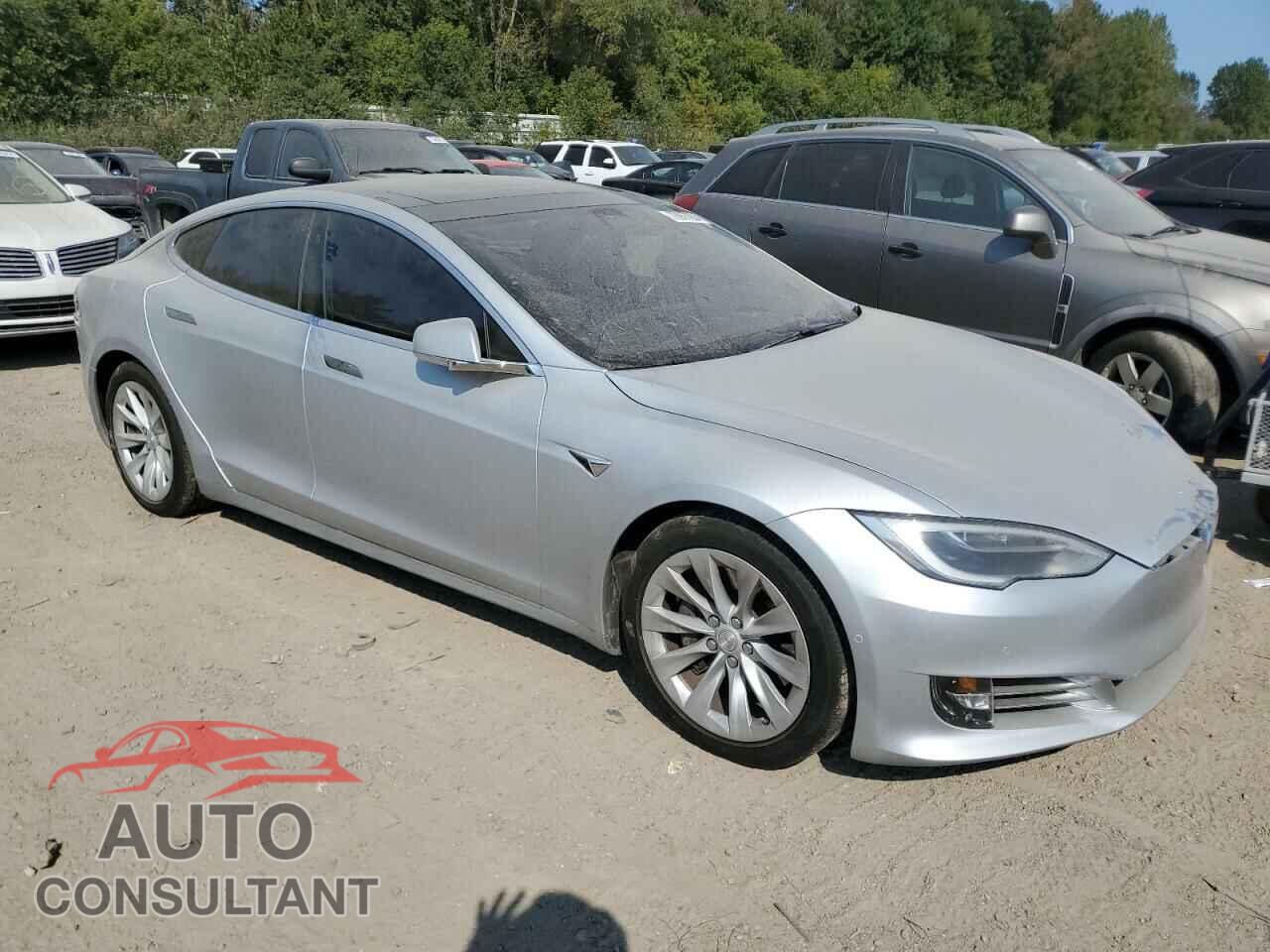 TESLA MODEL S 2017 - 5YJSA1E27HF185120