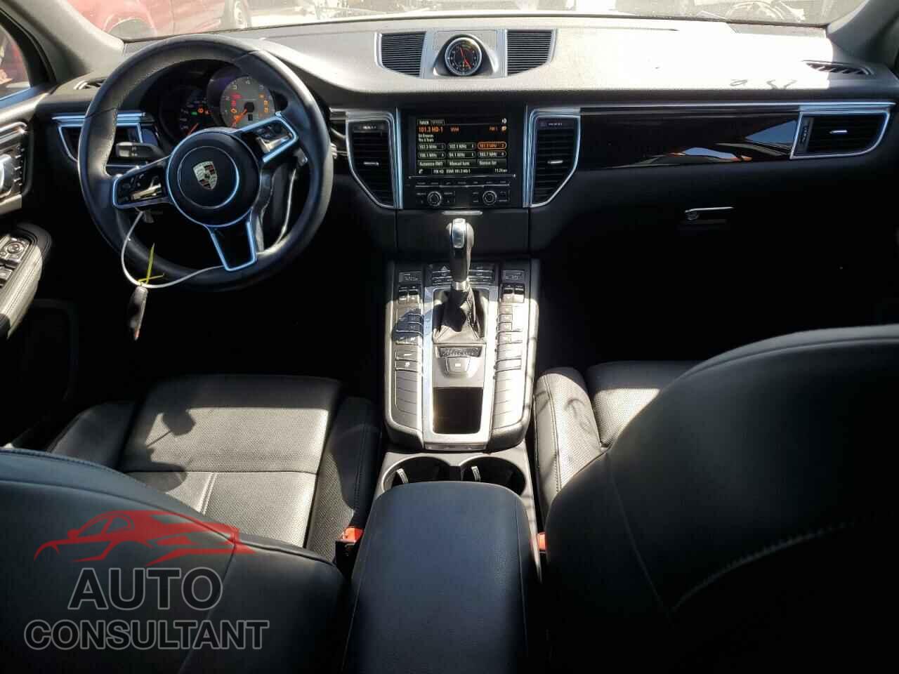 PORSCHE MACAN 2016 - WP1AB2A55GLB45627