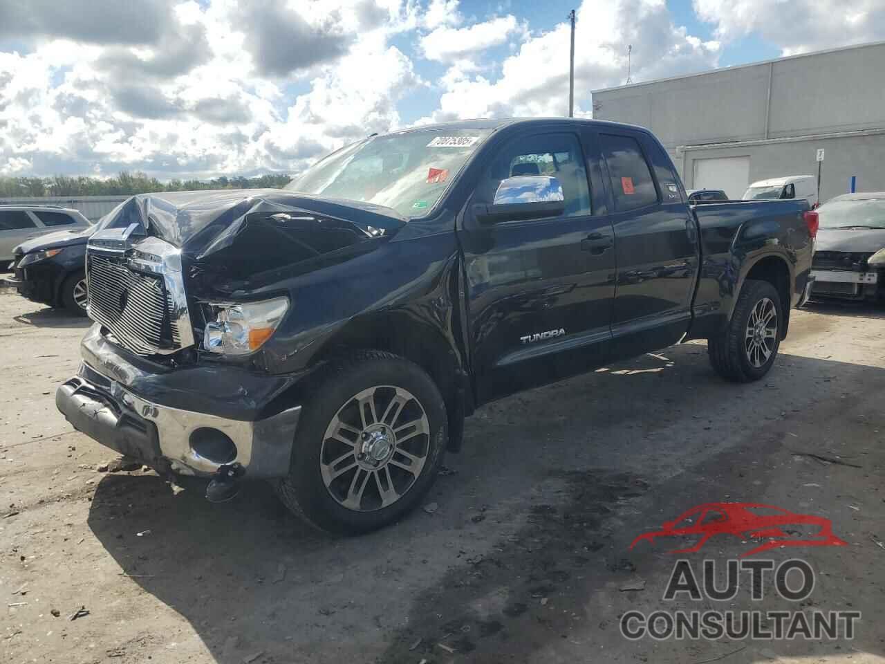 TOYOTA TUNDRA 2013 - 5TFRM5F12DX067009