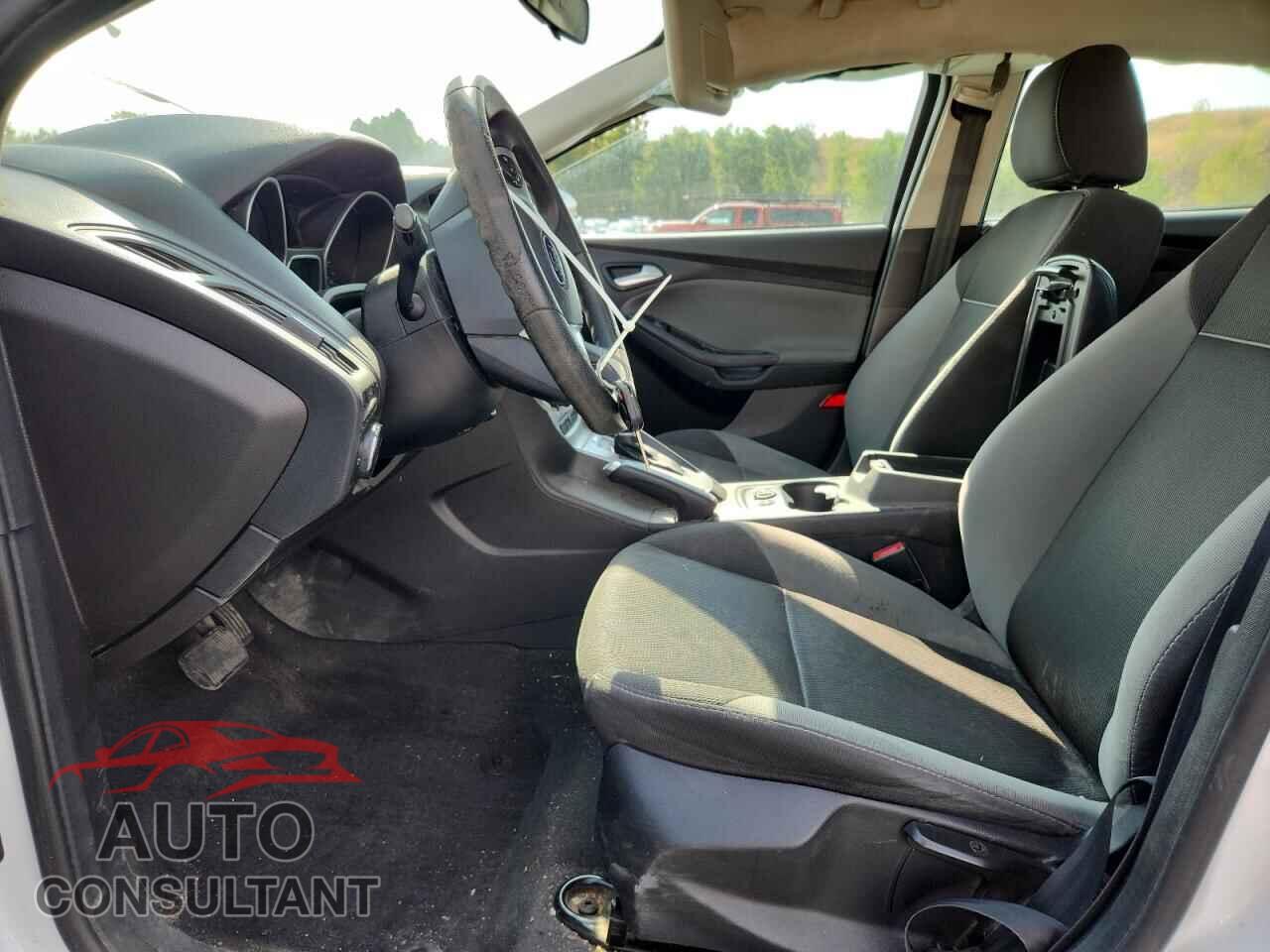 FORD FOCUS 2014 - 1FADP3F29EL264188