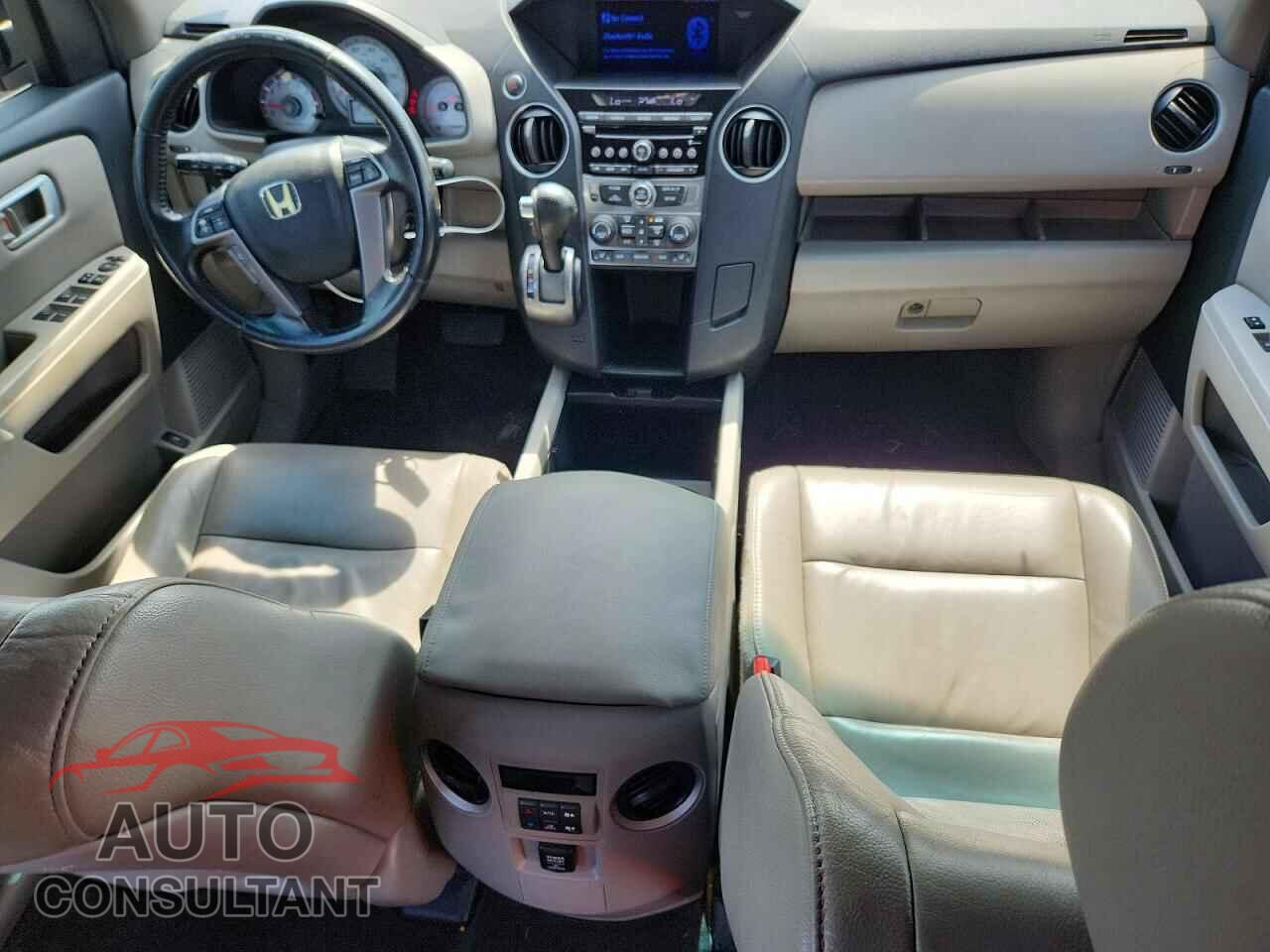 HONDA PILOT 2012 - 5FNYF3H51CB013607