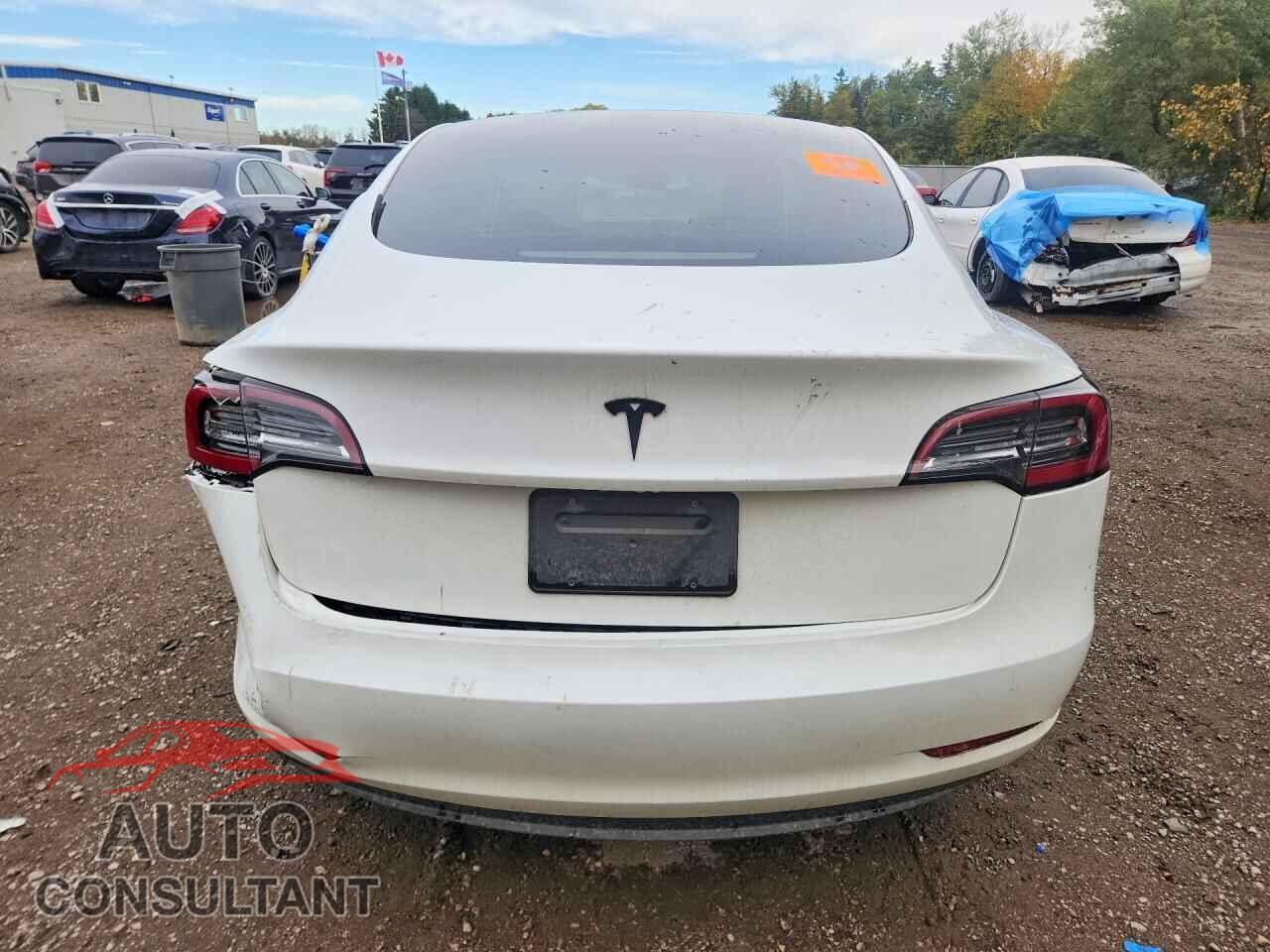 TESLA MODEL 3 2023 - 5YJ3E1EA5PF399912