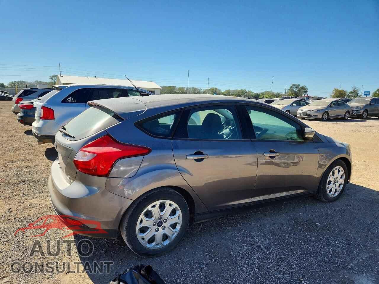 FORD FOCUS 2014 - 1FADP3K23EL427598