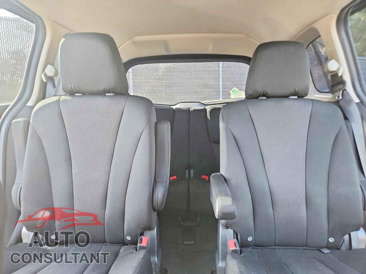 MAZDA 5 2014 - JM1CW2BL0E0174057