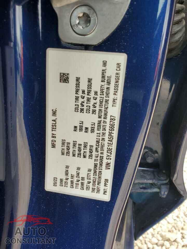 TESLA MODEL 3 2023 - 5YJ3E1EA5PF666787