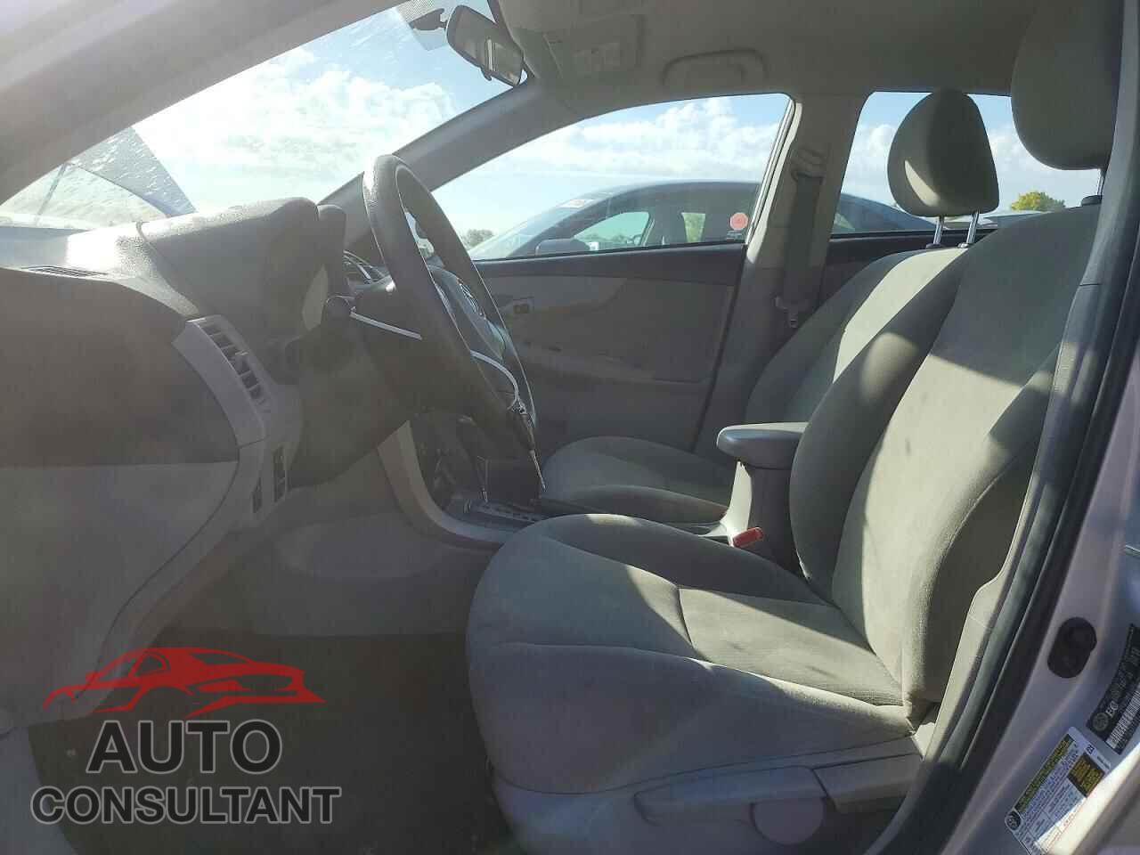 TOYOTA COROLLA 2013 - 2T1BU4EEXDC048707