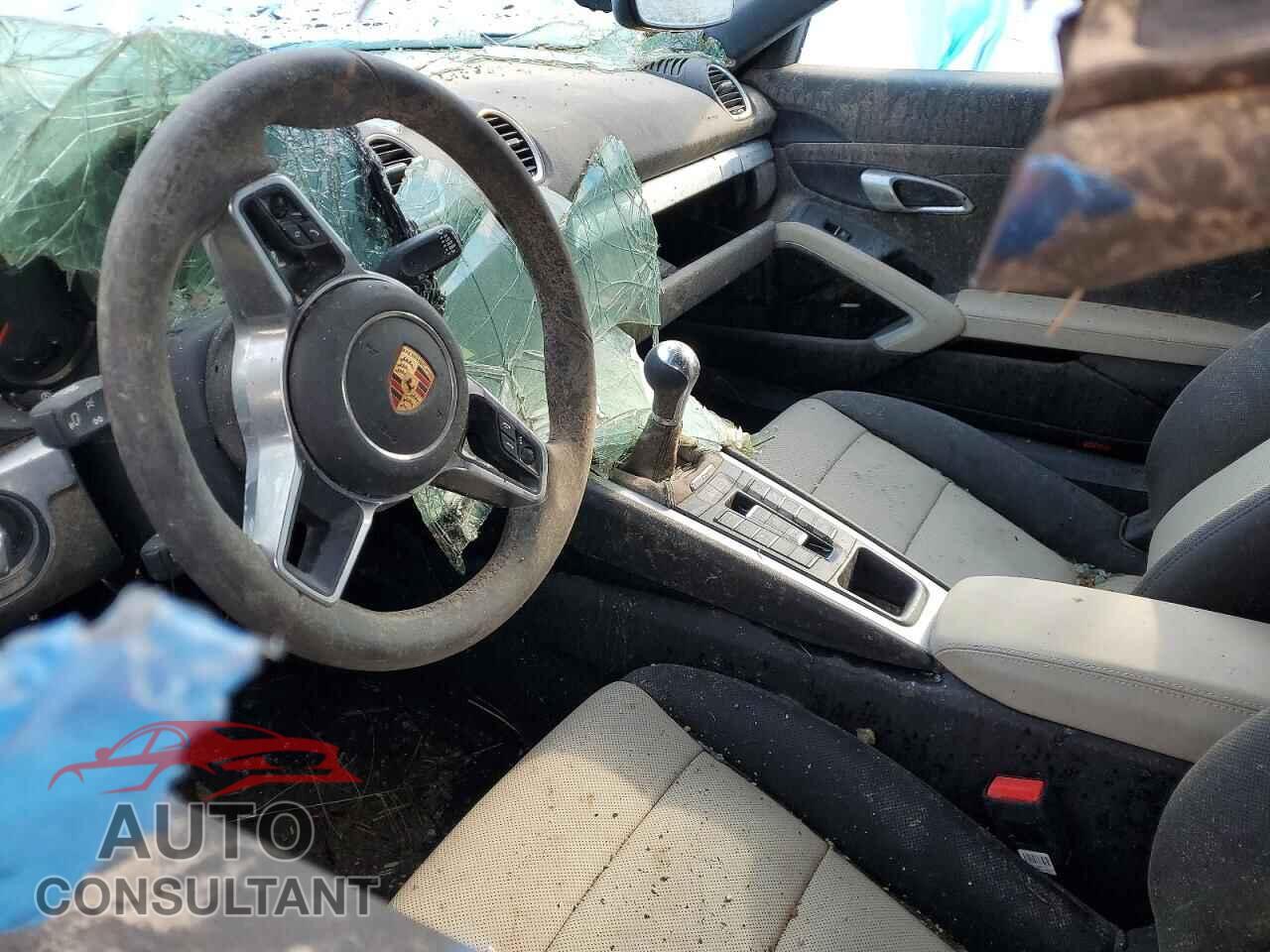 PORSCHE BOXSTER 2024 - WP0CB2A87RK223399