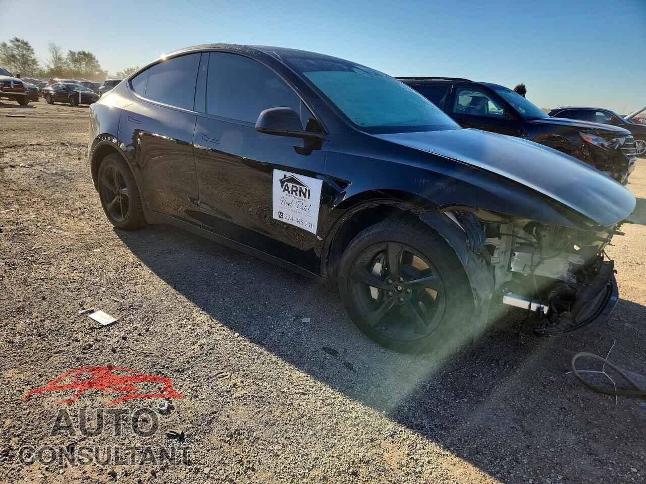 TESLA MODEL Y 2026 - 7SAYGDEE9TF378059
