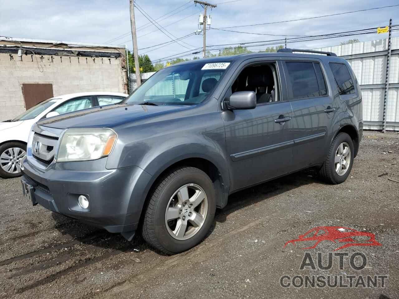 HONDA PILOT 2011 - 5FNYF4H57BB035812