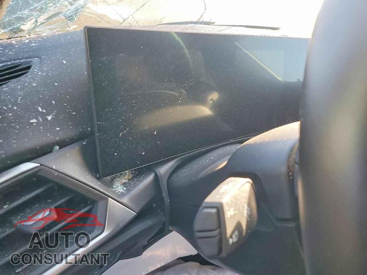 BMW 3 SERIES 2023 - 3MW69FF01P8D26770