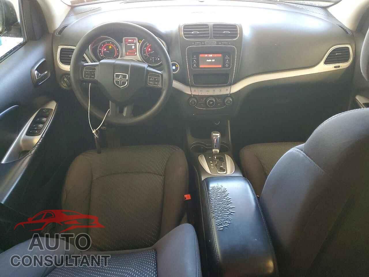 DODGE JOURNEY 2013 - 3C4PDCAB7DT577069