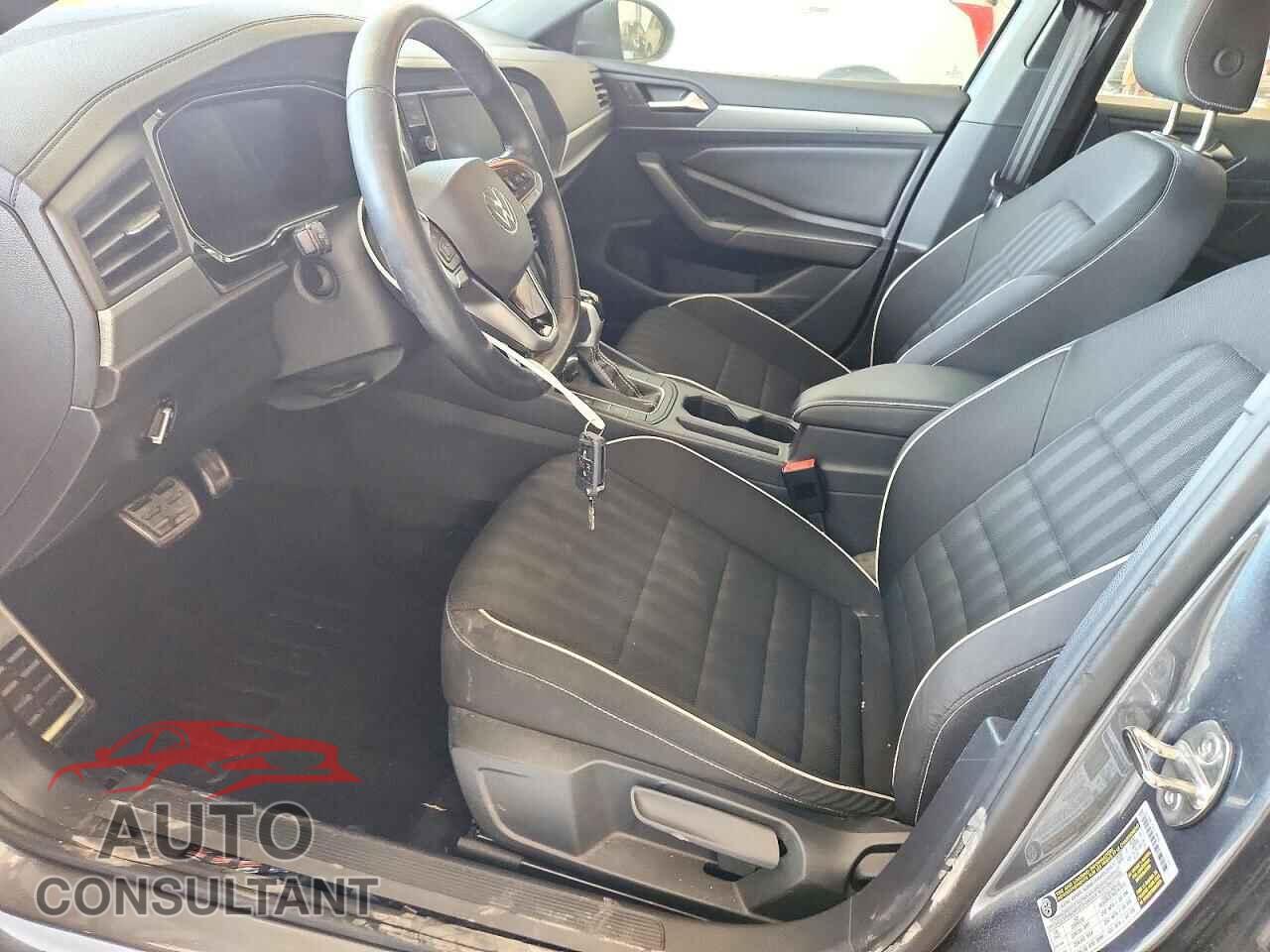 VOLKSWAGEN JETTA 2024 - 3VWBM7BU2RM093519