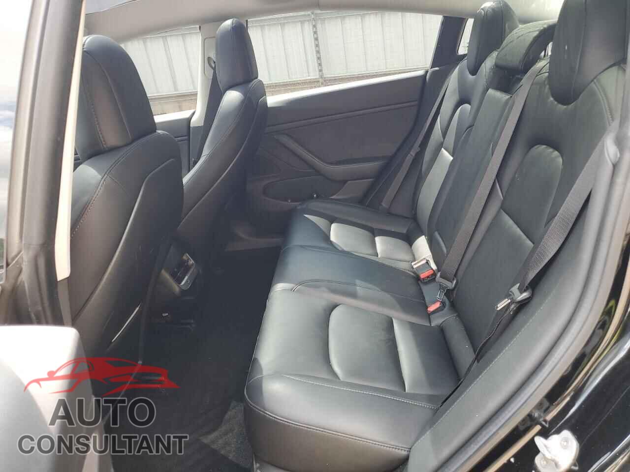 TESLA MODEL 3 2019 - 5YJ3E1EA6KF410747