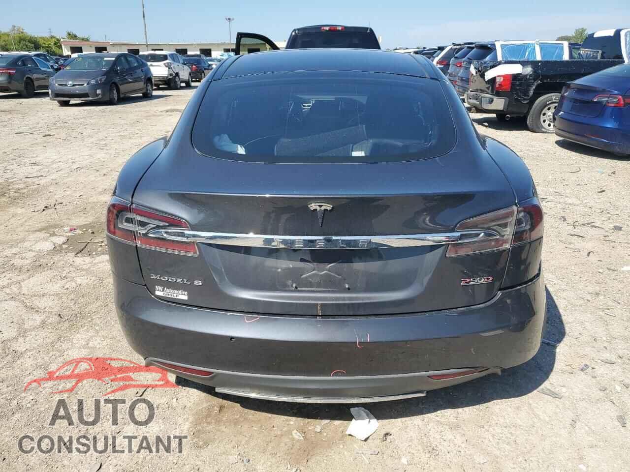 TESLA MODEL S 2015 - 5YJSA1E44FF106503