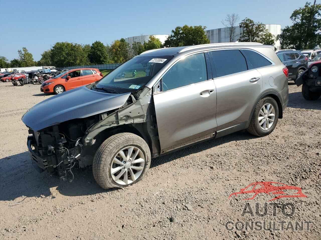 KIA SORENTO 2017 - 5XYPGDA53HG317546