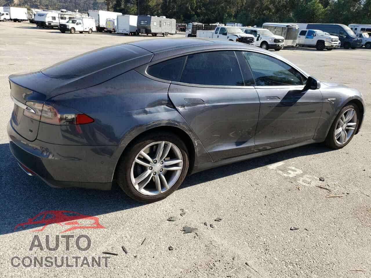 TESLA MODEL S 2015 - 5YJSA1E11FF118985