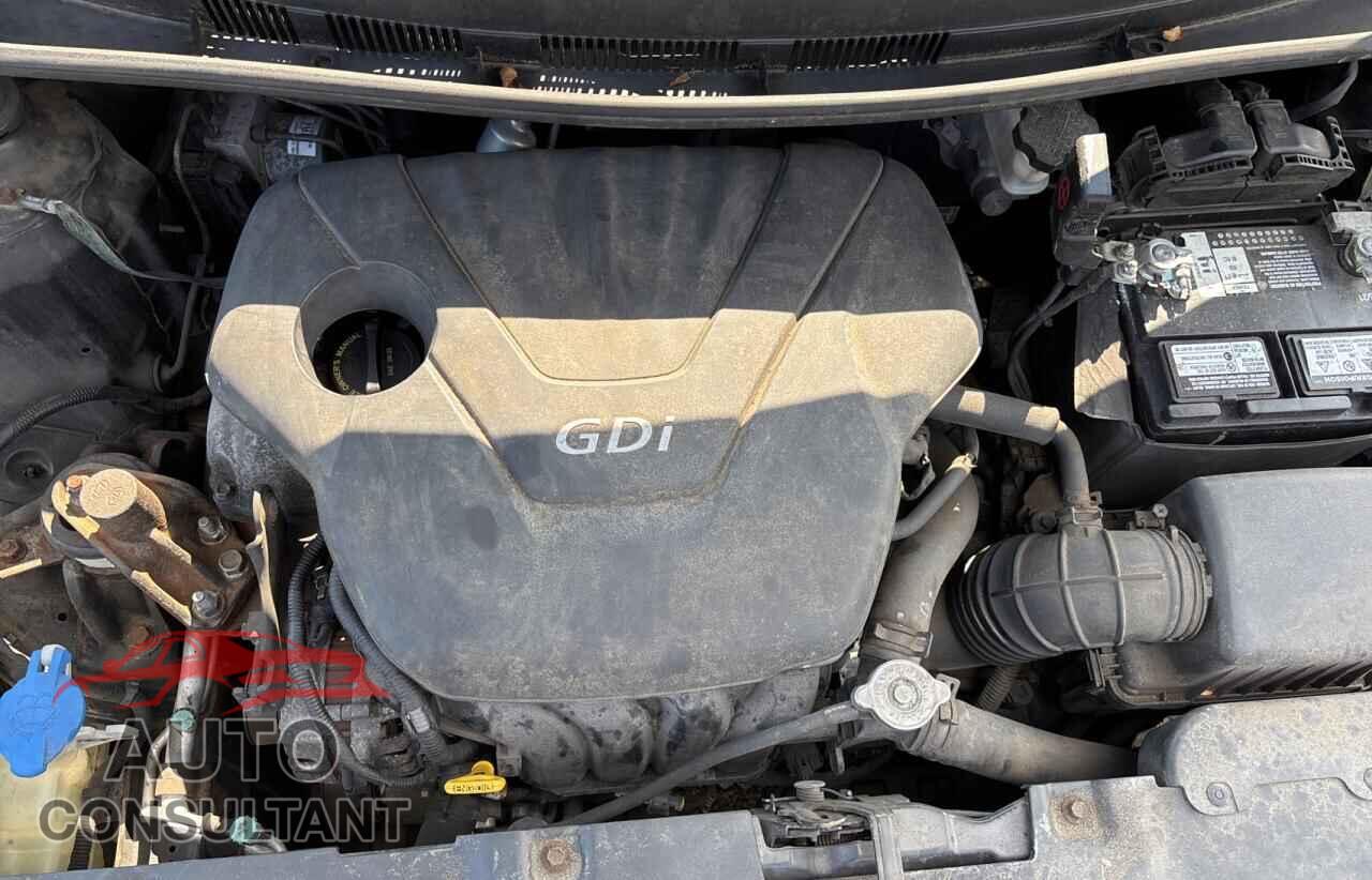 HYUNDAI ACCENT 2013 - KMHCU4AE2DU277181