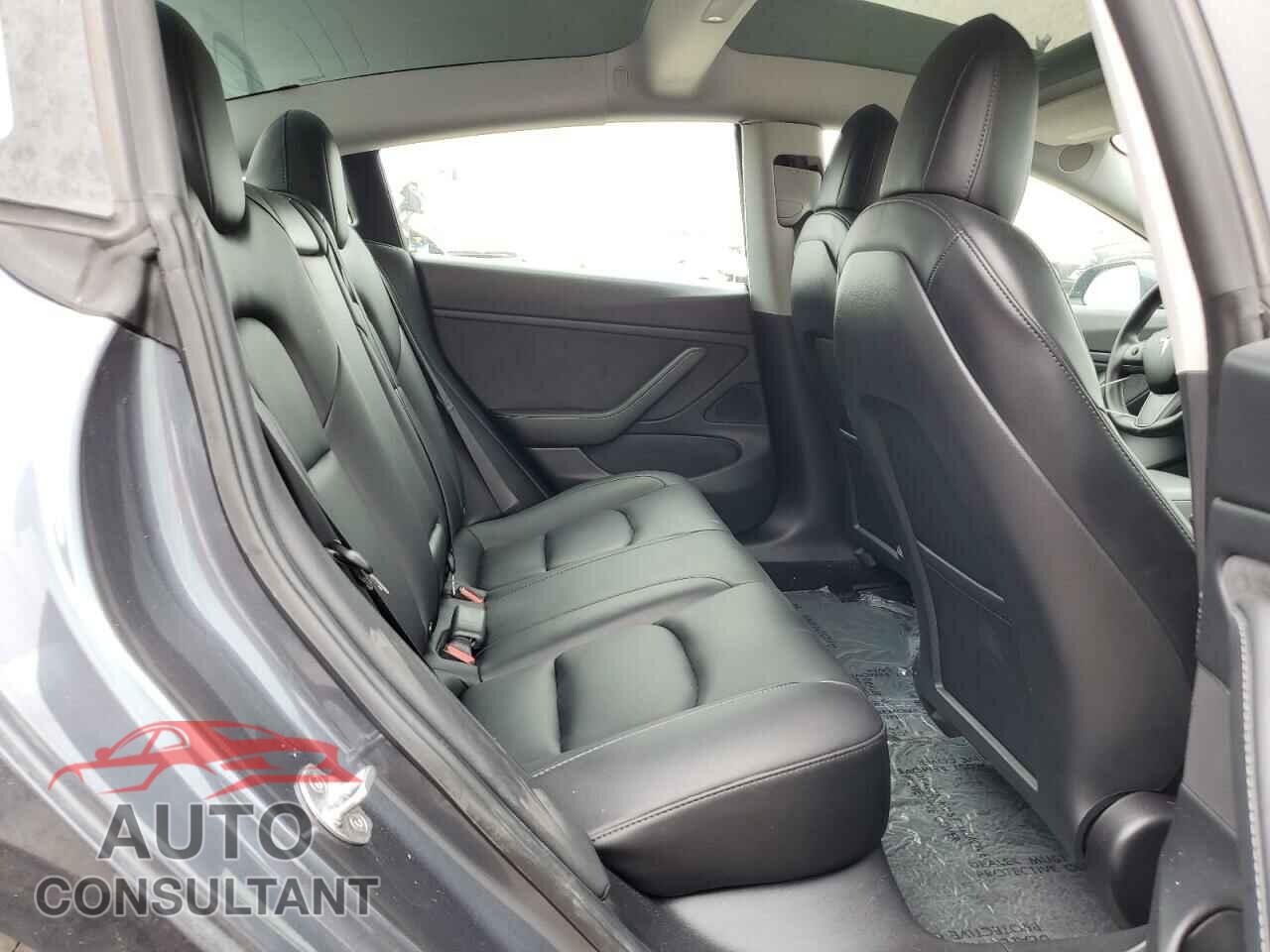 TESLA MODEL 3 2021 - 5YJ3E1EB5MF878366