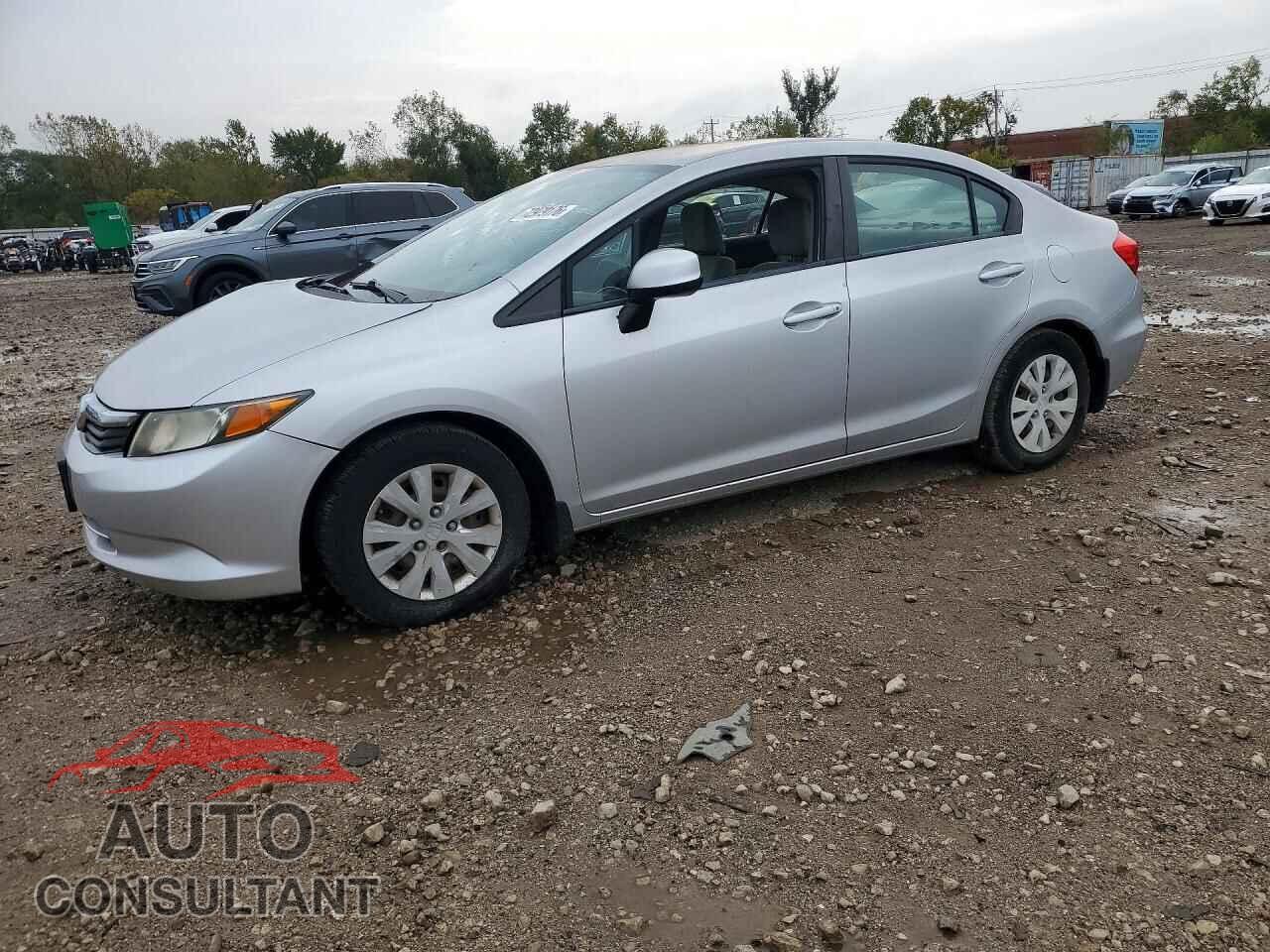 HONDA CIVIC 2012 - 2HGFB2F55CH300444