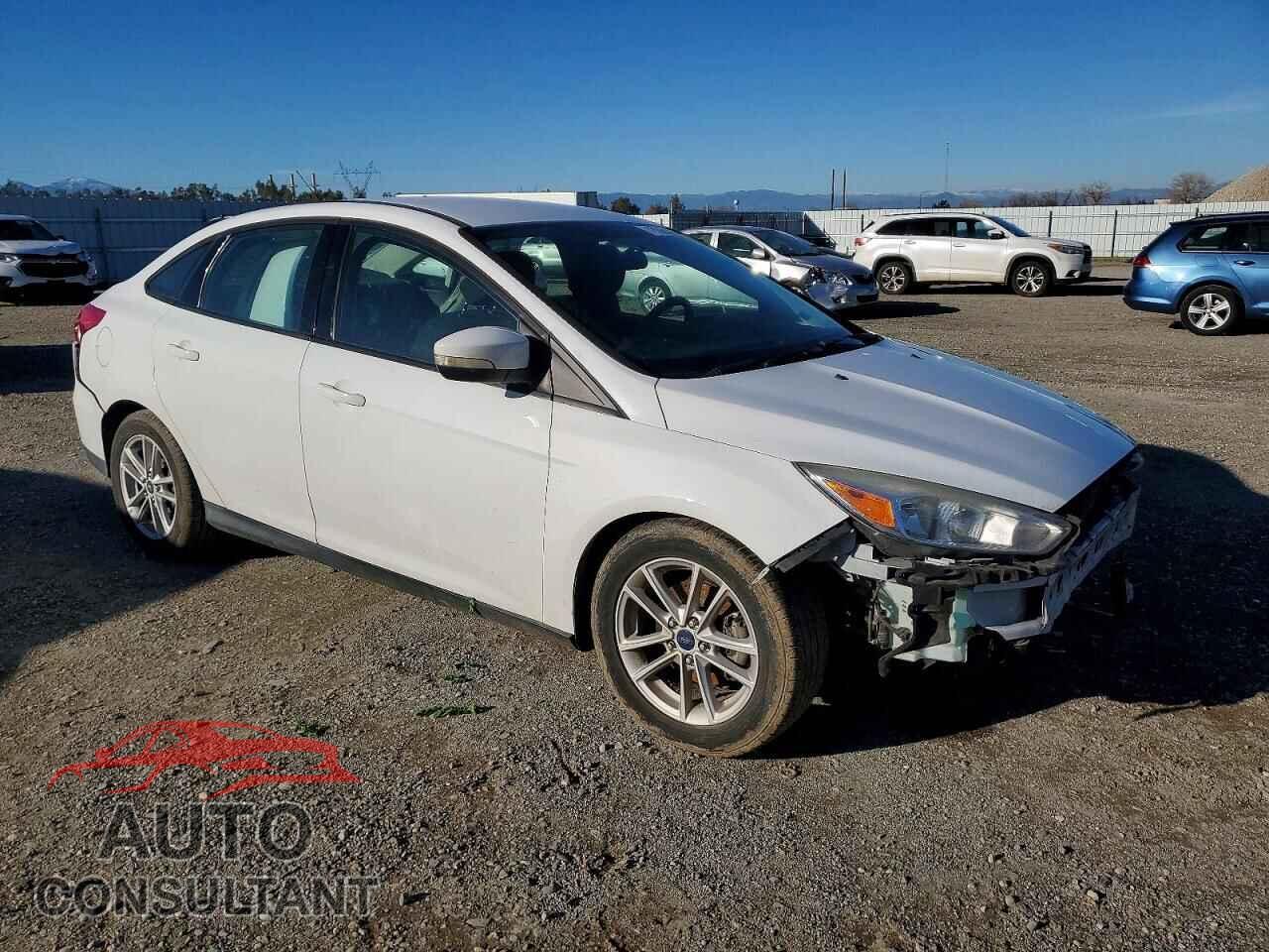 FORD FOCUS 2017 - 1FADP3F22HL268636