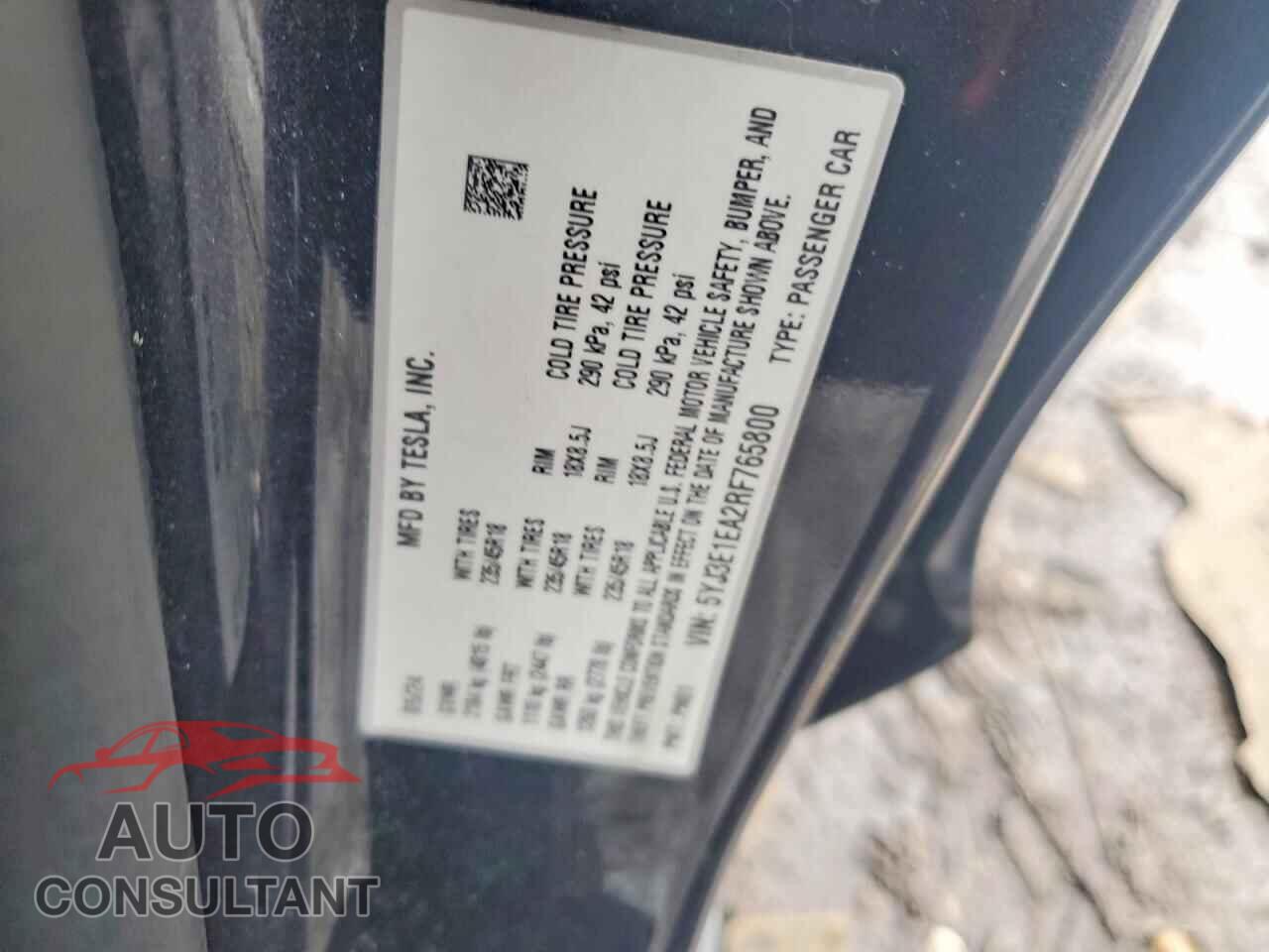 TESLA MODEL 3 2024 - 5YJ3E1EA2RF765800