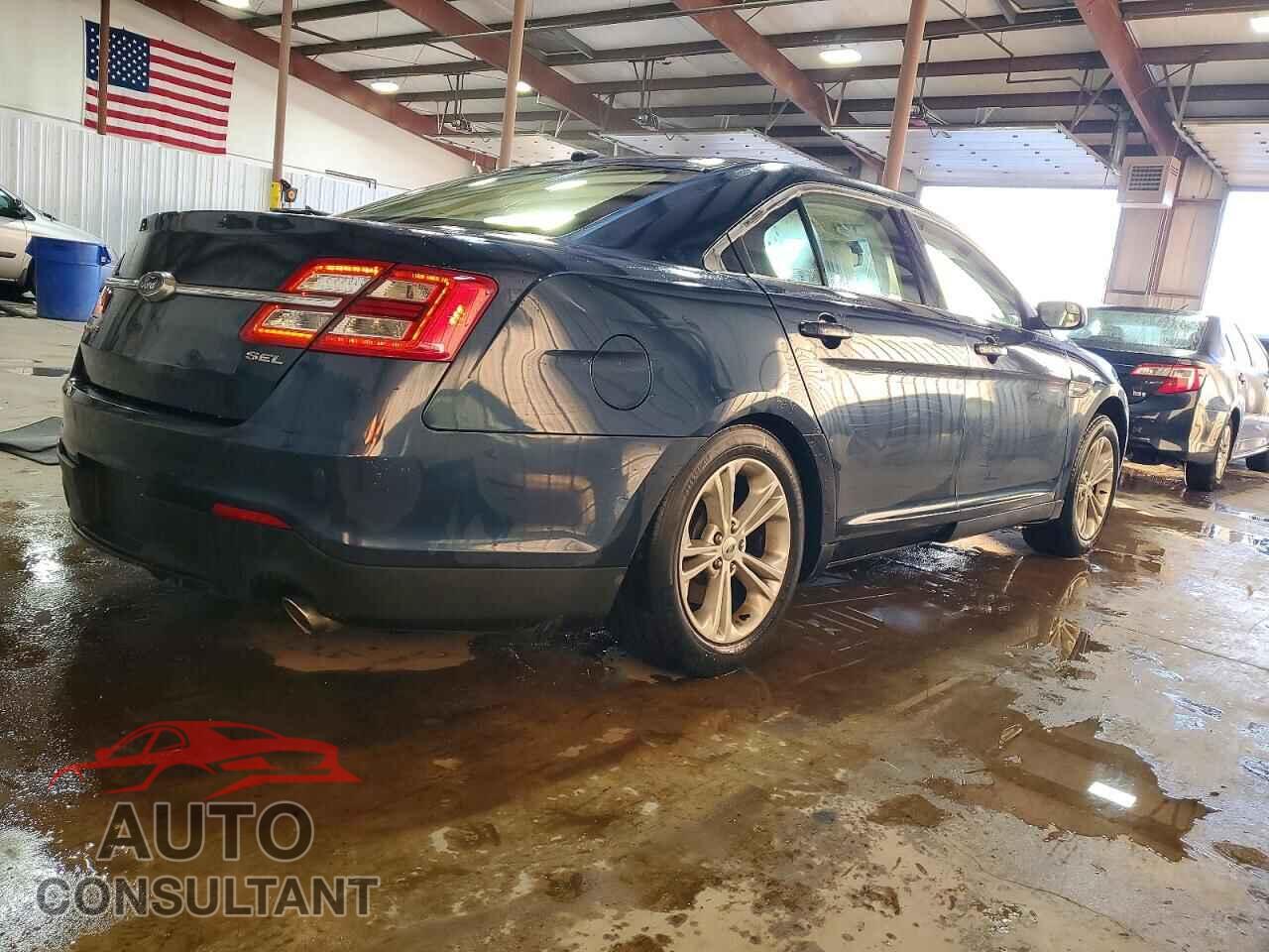 FORD TAURUS 2016 - 1FAHP2E82GG135691