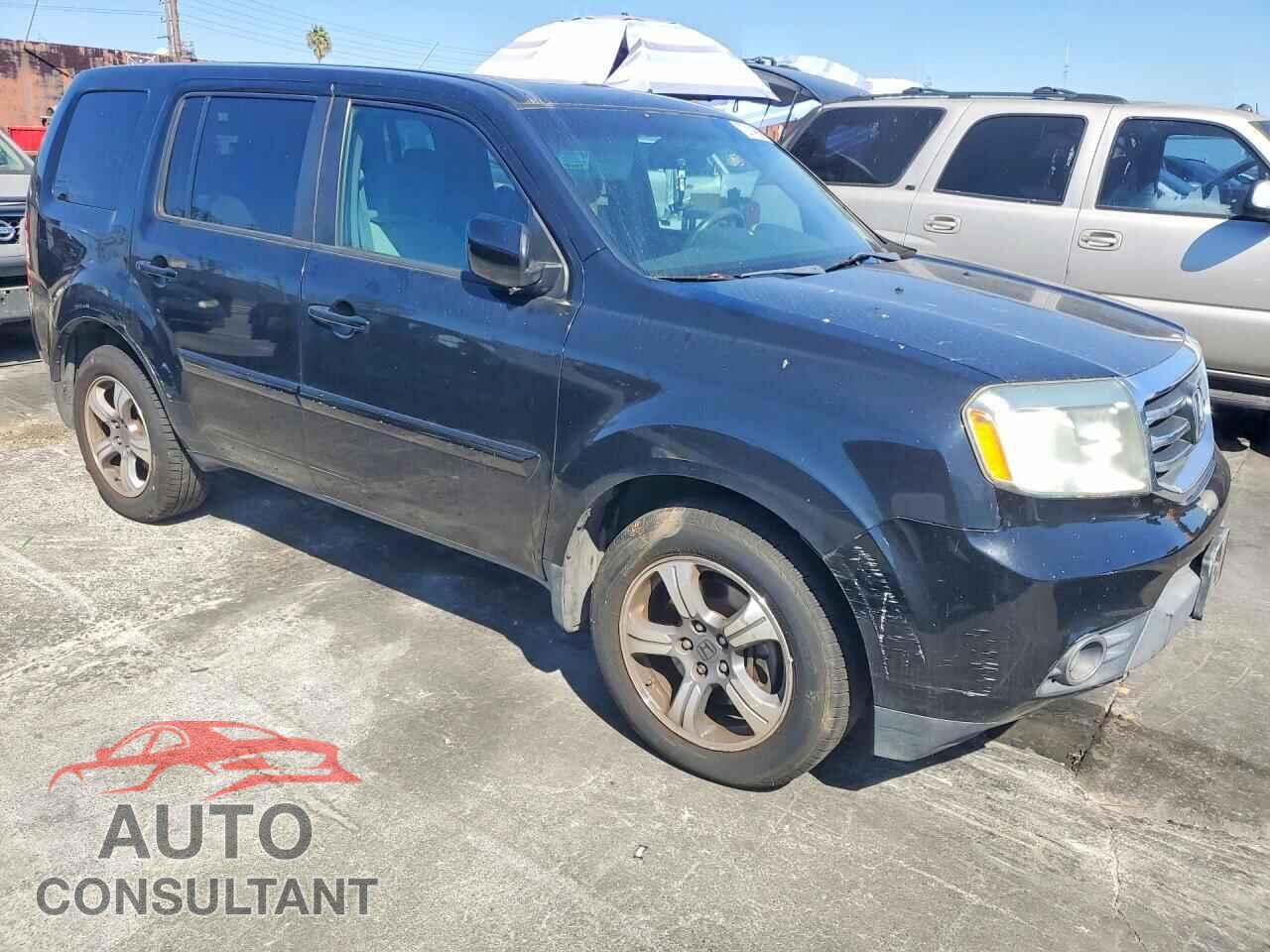 HONDA PILOT 2015 - 5FNYF3H32FB005292