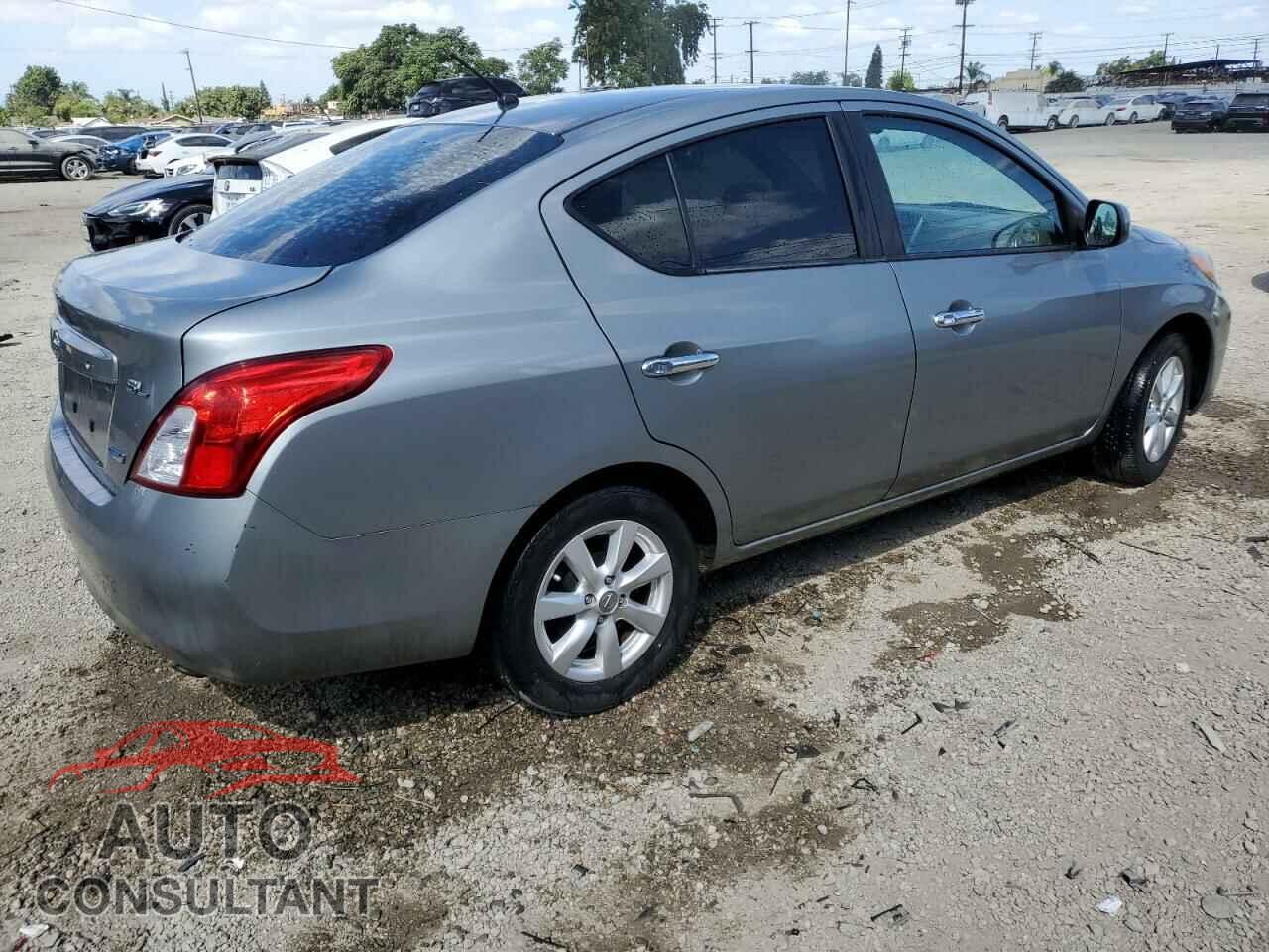 NISSAN VERSA 2012 - 3N1CN7AP1CL945844