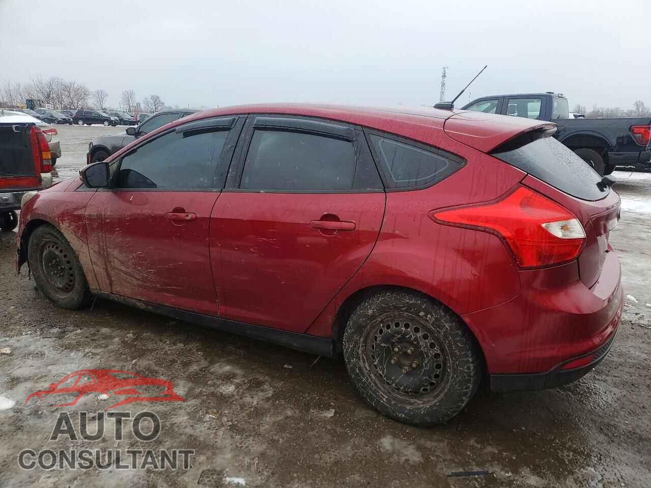 FORD FOCUS 2014 - 1FADP3K2XEL146401