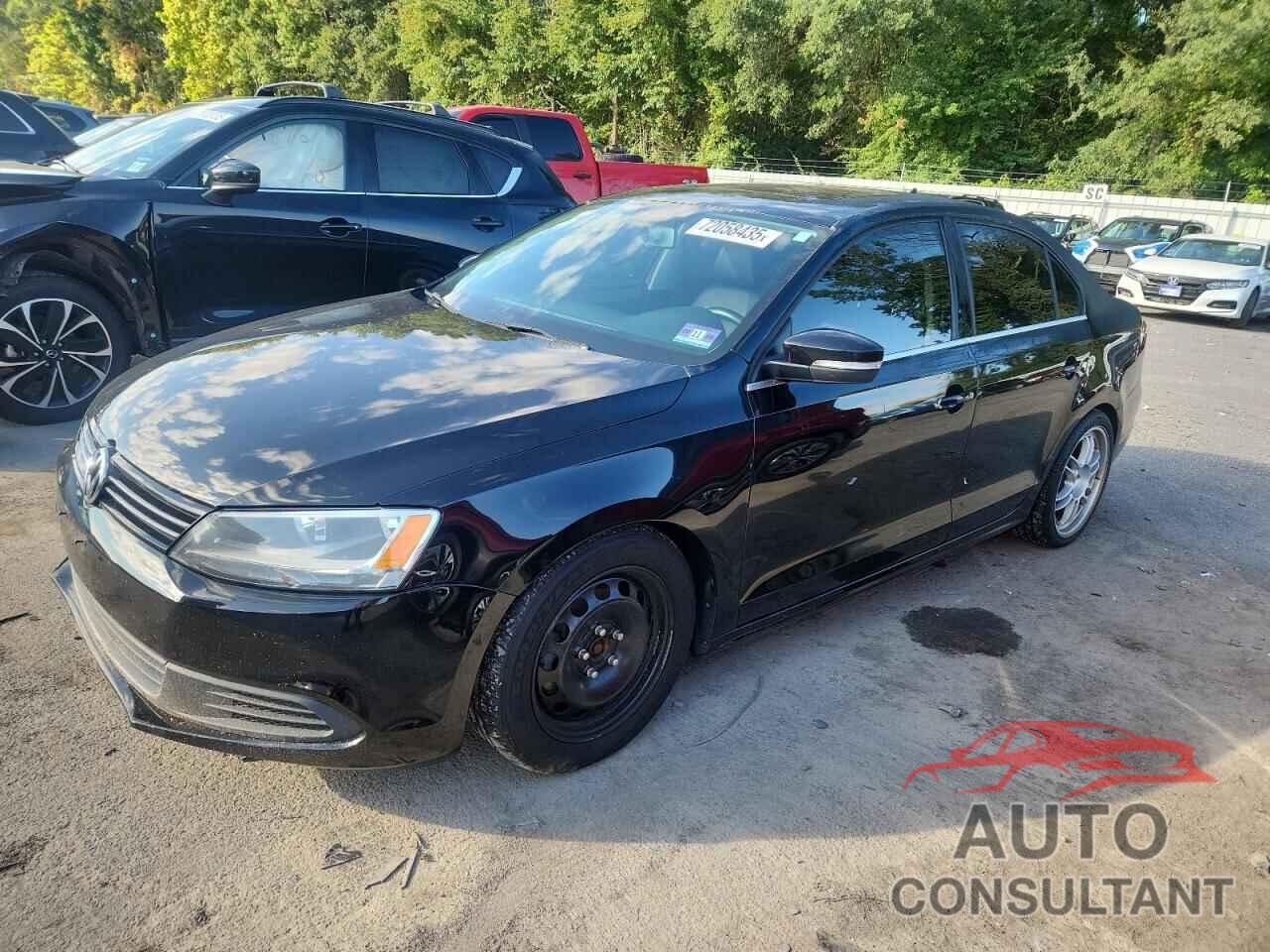 VOLKSWAGEN JETTA 2013 - 3VWDP7AJ5DM446089